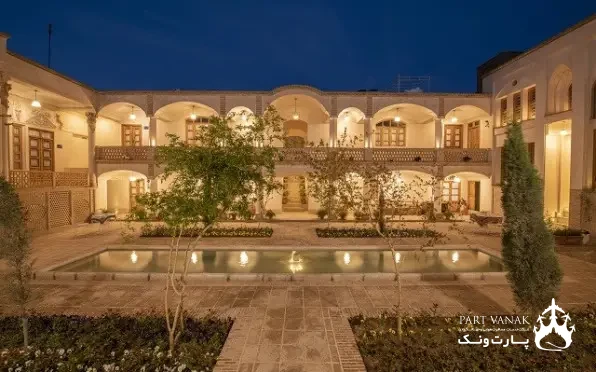 اقامتگاه سنتی عمارت محمودیه کاشان